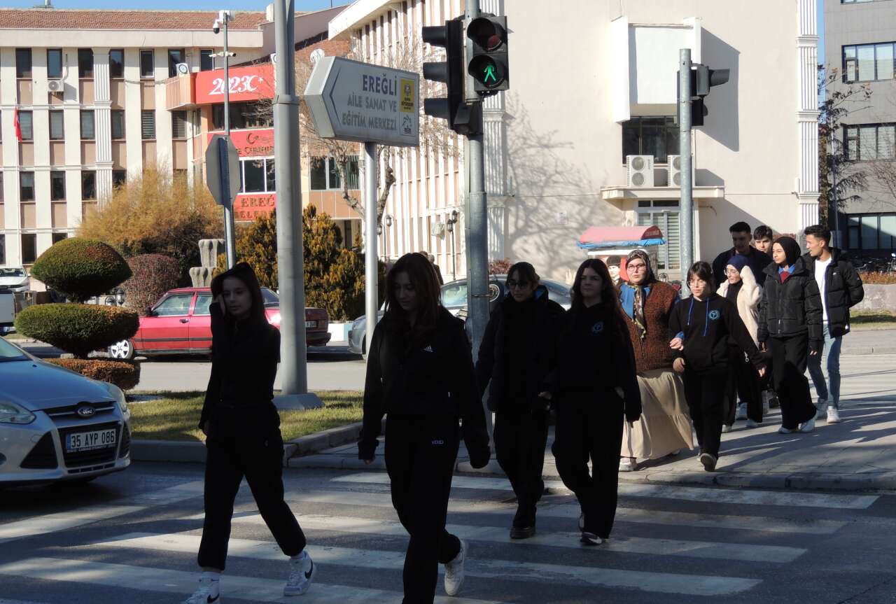 Konya’da öğrenciler nezaketle yarıştı, ödül alan isimler açıklandı 1